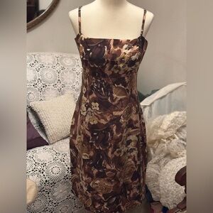 Chic Floral Midi Dress in Rich Brown Tones